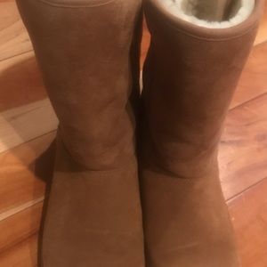 Women's UGG boots